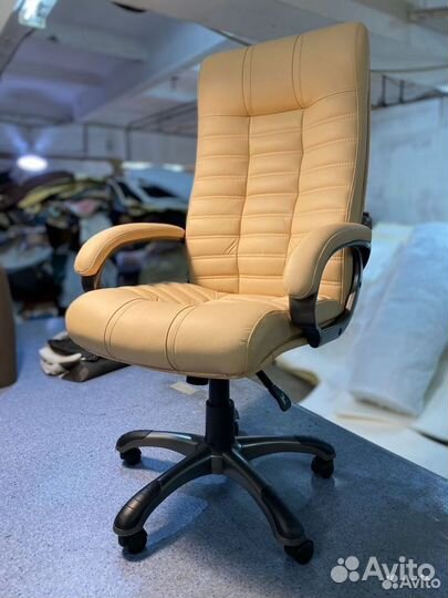 Компьютерное кресло