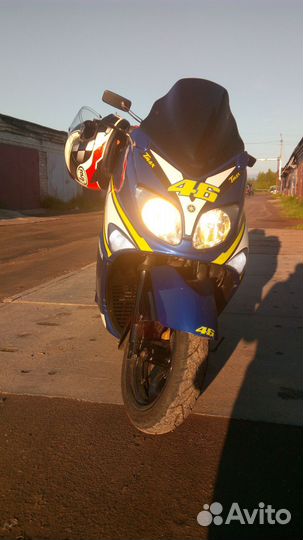 Мотоцикл Yamaha T-max 500