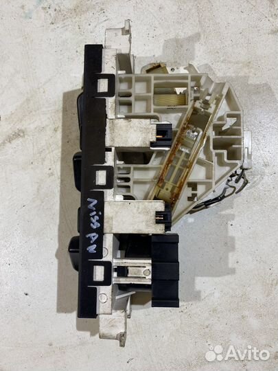 Блок управления климатом Nissan Almera N15