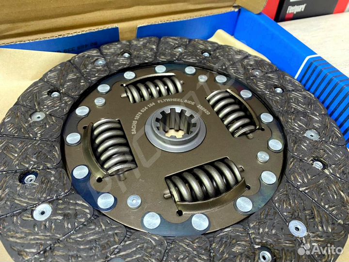 Диск сцепления умз-4216 EvoTech 2.7 Sachs Оригинал