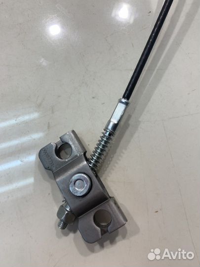 Трос стояночного тормоза (задний, левый)