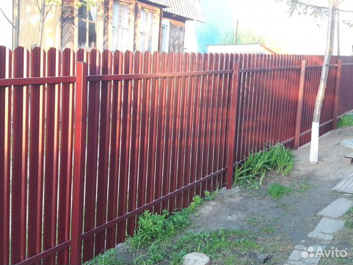 Забор из евроштакетника от производителя
