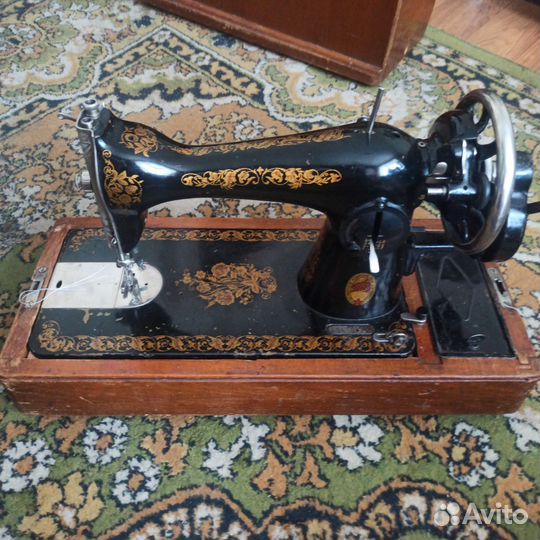 Швейная машина подольская ручная