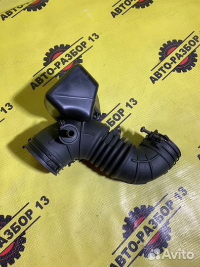 Патрубок воздушного фильтра Kia Rio 3 QB G4FC 2017