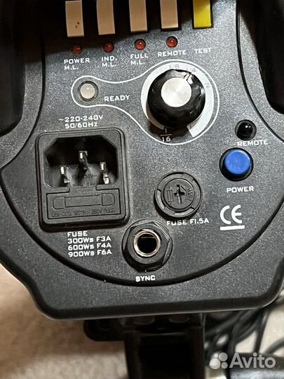 Вспышка студийная Falcon Eyes DE-300B