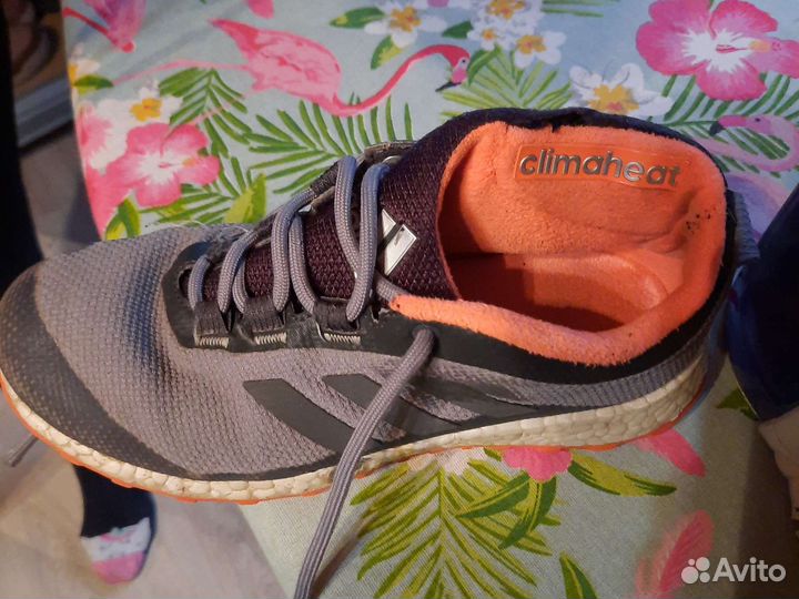 Кроссовки adidas