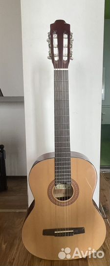 Гитара hohner hc 06