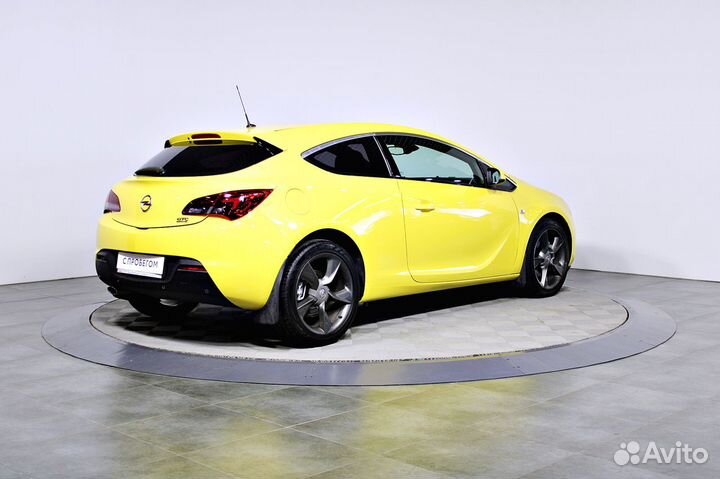 Opel Astra GTC, 2013