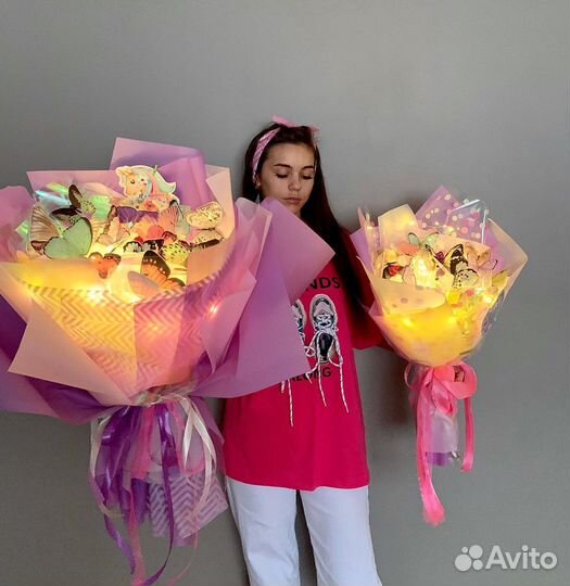 Горящие букеты из бабочек