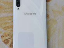 Samsung Galaxy A50, 4/64 ГБ, белый