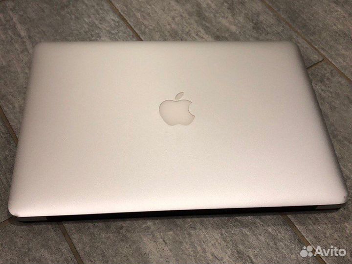 Macbook air 13 mid 2011
