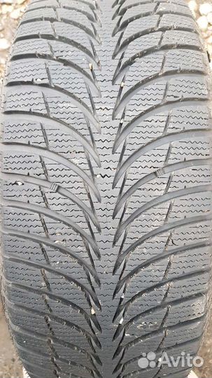 Goodyear UltraGrip Ice+ 215/55 R17