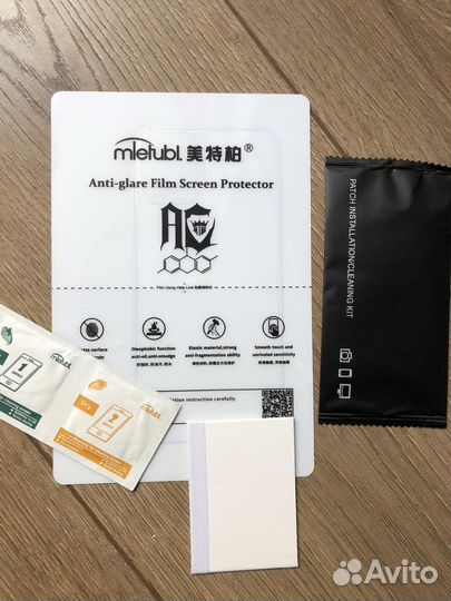 Гидрогелевая пленка на заднюю панель iPhone 14