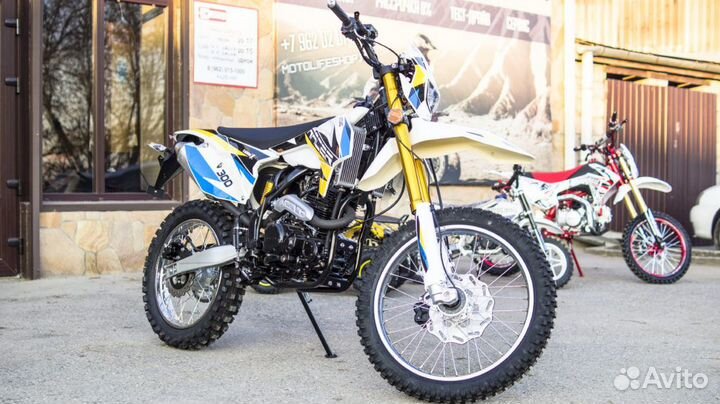 Мотоцикл racer эндуро 300