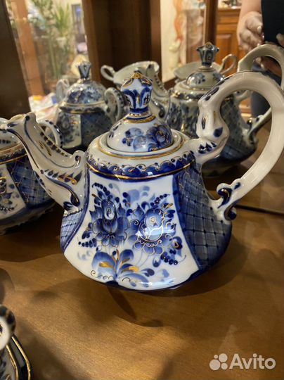 Чайный сервиз праздничный