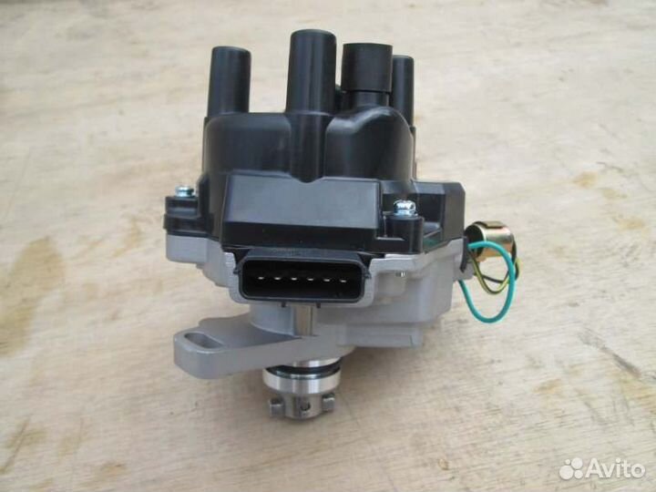 Трамблер Nissan KA24DE