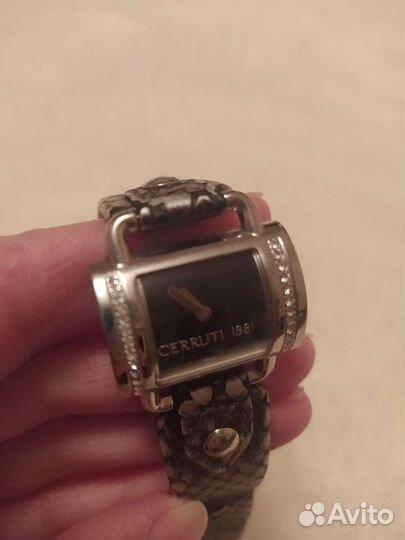 Часы женские