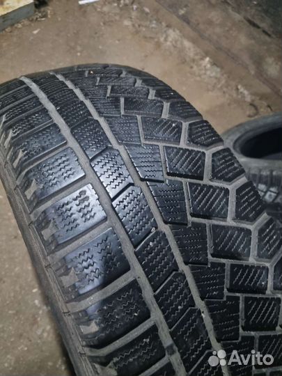 Continental ContiCrossContact Viking 225/65 R17 103Q