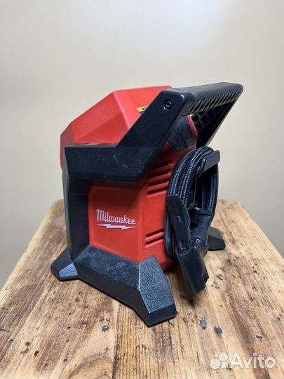 Компрессор Milwaukee 2475