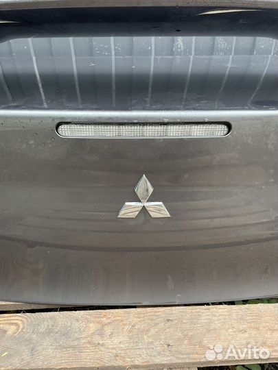 Крышка багажника Mitsubishi Lancer 10 X
