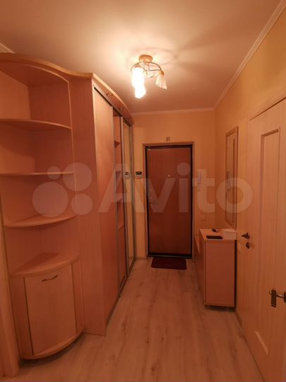 1-к. квартира, 42 м², 3/6 эт.