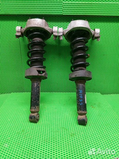 Комплект амортизаторов / стоек задний Volkswagen