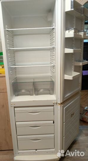 Продам холодильник бу Атлант