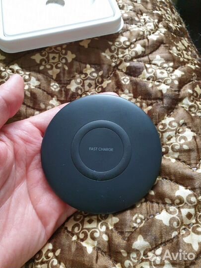 Породам безпроводную зарядку