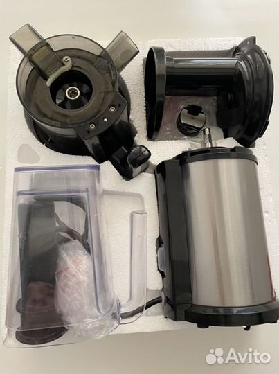 Соковыжималка шнековая