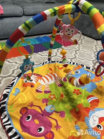 Развивающий коврик
