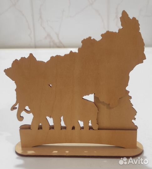Сувенир из дерева ручной работы Ханты - Мансийск