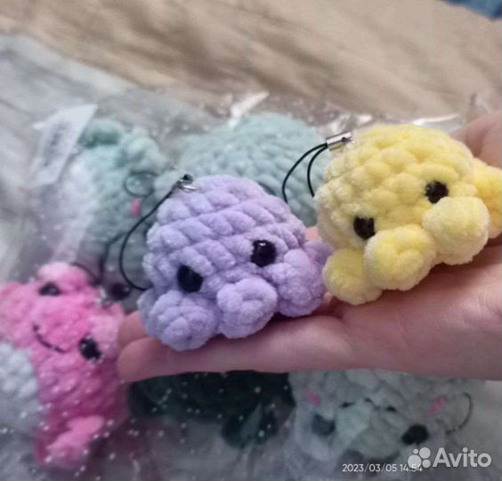 Осьминожки из плюша