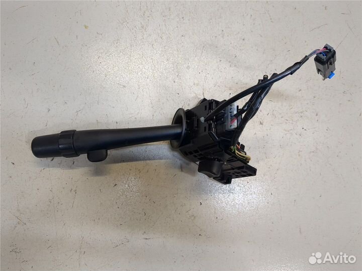 Переключатель поворотов и дворников GMC Envoy, 200