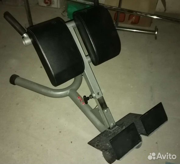 Тренажер гиперэкстензия