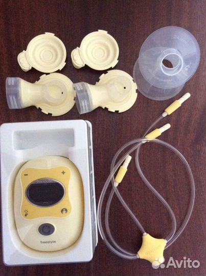 Молокоотсос электрический Medela Freestyle