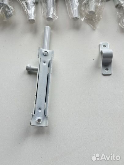 Замок щеколда