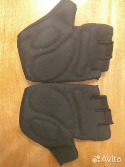 Перчатки для фитнеса