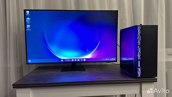Игровой пк моритор 4k,43 дюйма