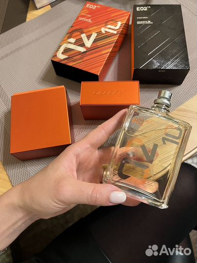 Molecules Escentric 02 лимитка Молекула