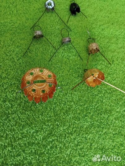 Держатели для ёлочных игрушек и шарик СССР