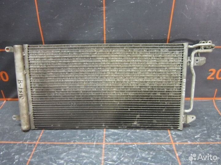 Volkswagen Polo - Радиатор кондиционера