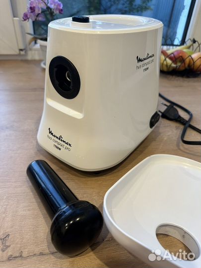 Мясорубка moulinex hv8 1700 w(с дефектом)