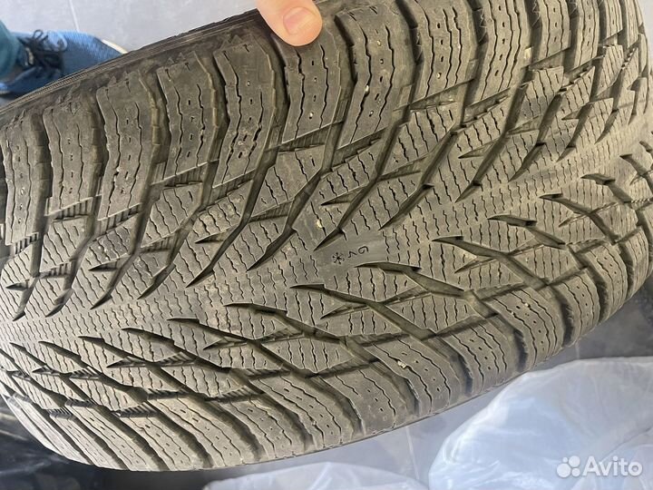 Nokian Tyres Hakkapeliitta R3 SUV 275/45 R21