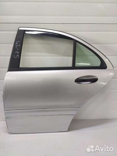 Дверь Mercedes C W203
