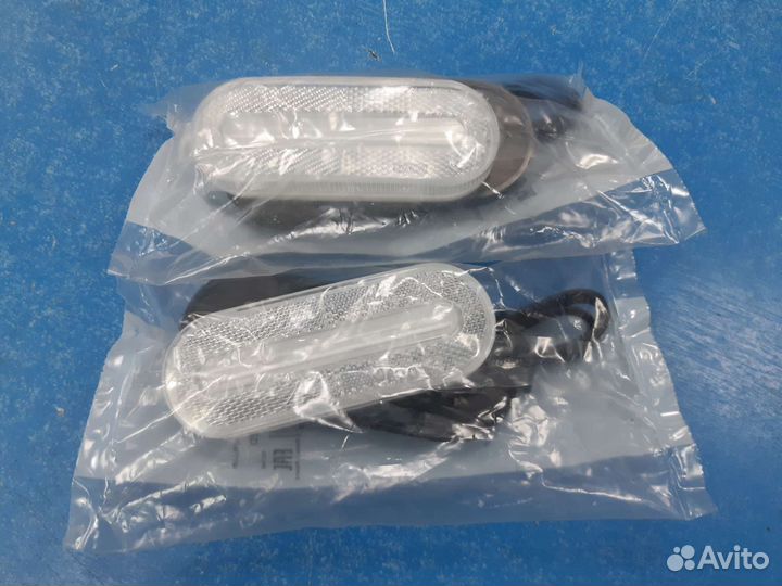 Габаритные фонари прицепа Fristom FT-070B LED