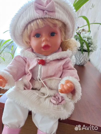 Кукла состояние новая