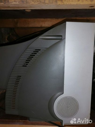 Телевизор Samsung CS-14F3R