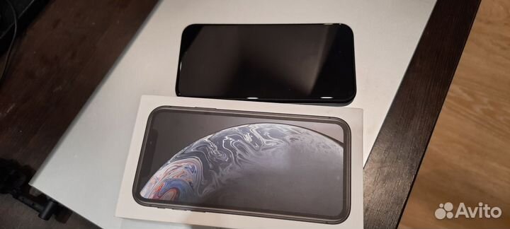 iPhone Xr, 64 ГБ