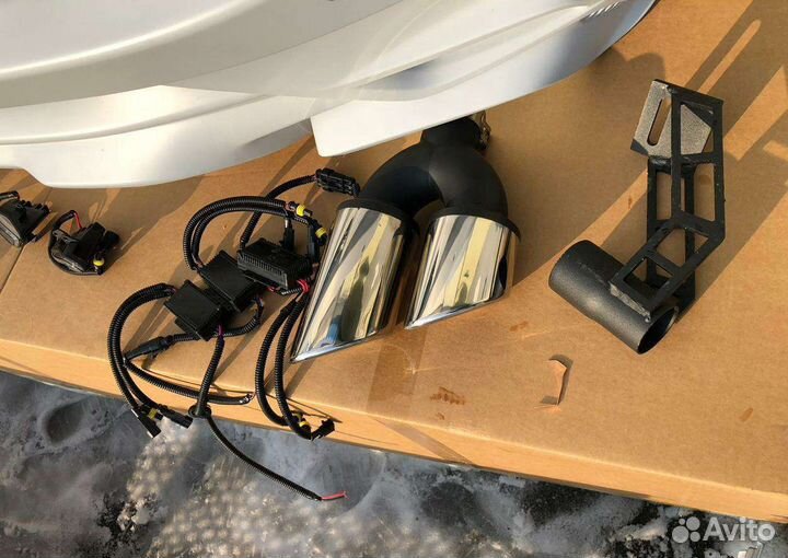 Обвес реплика khann для Тойота Камри 70