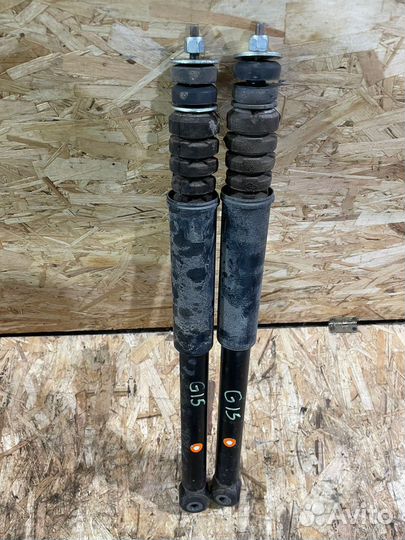 Задние амортизаторы Ниссан Альмера G15